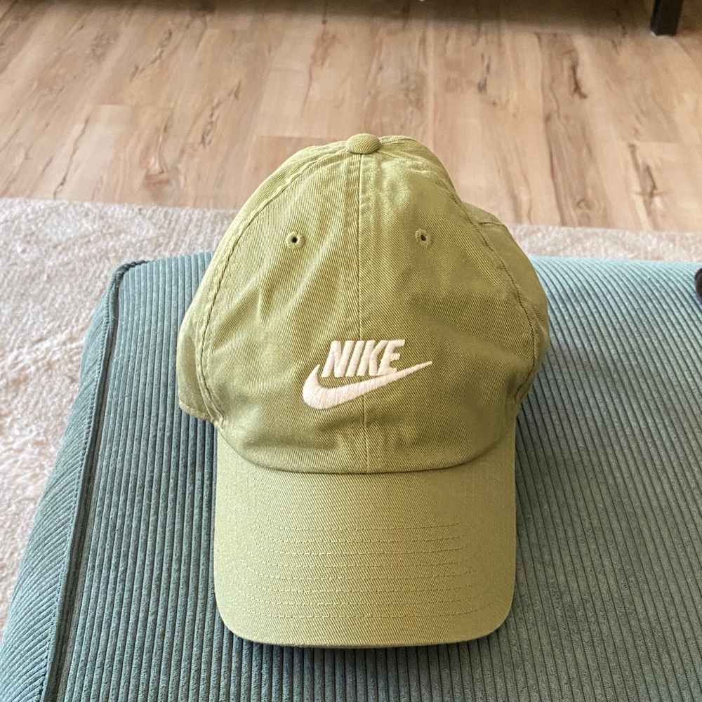 Nike Green Baseball Cap